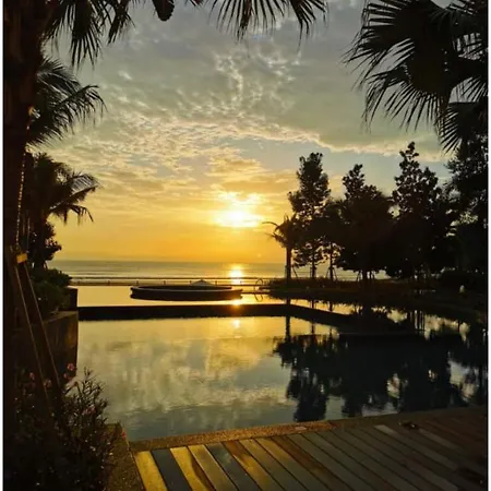 Opahome@Timurbay Seafront Residence 1Br Studio Hillview And Forestview Kuantan Exterior photo